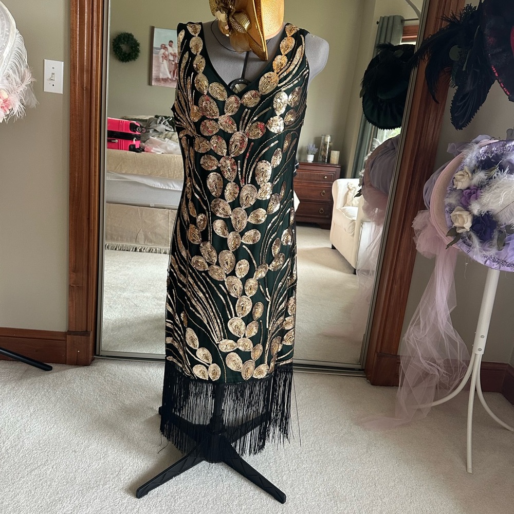 Elegant Black, Green and Gold Fringe Flapper Dress